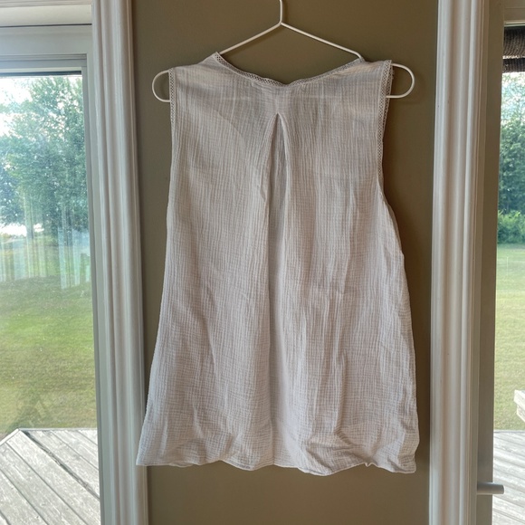 Max Studio White Cotton Top - Size Small - Picture 4 of 4